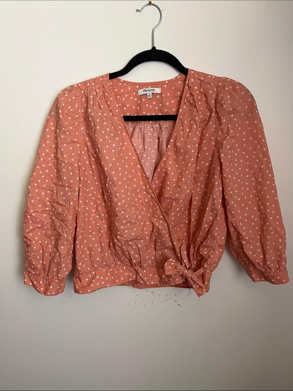 🛍️ 3/$10 Madewell Coral Star-Print Tie-Front Wrap Blouse